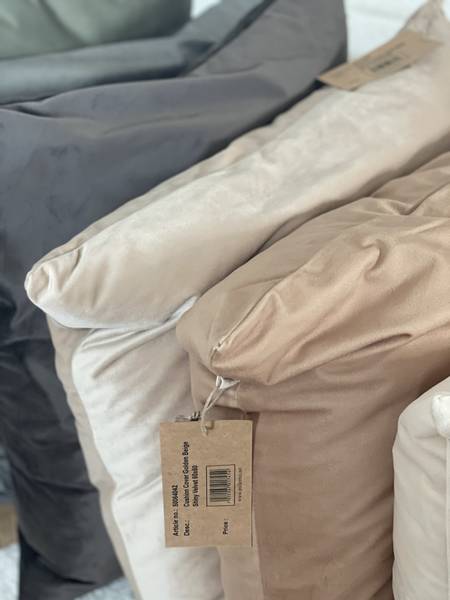 Cushion Cover Classic Golden Beige