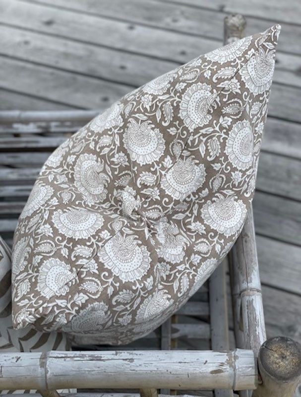 Cushion Cover Taupe Dheli